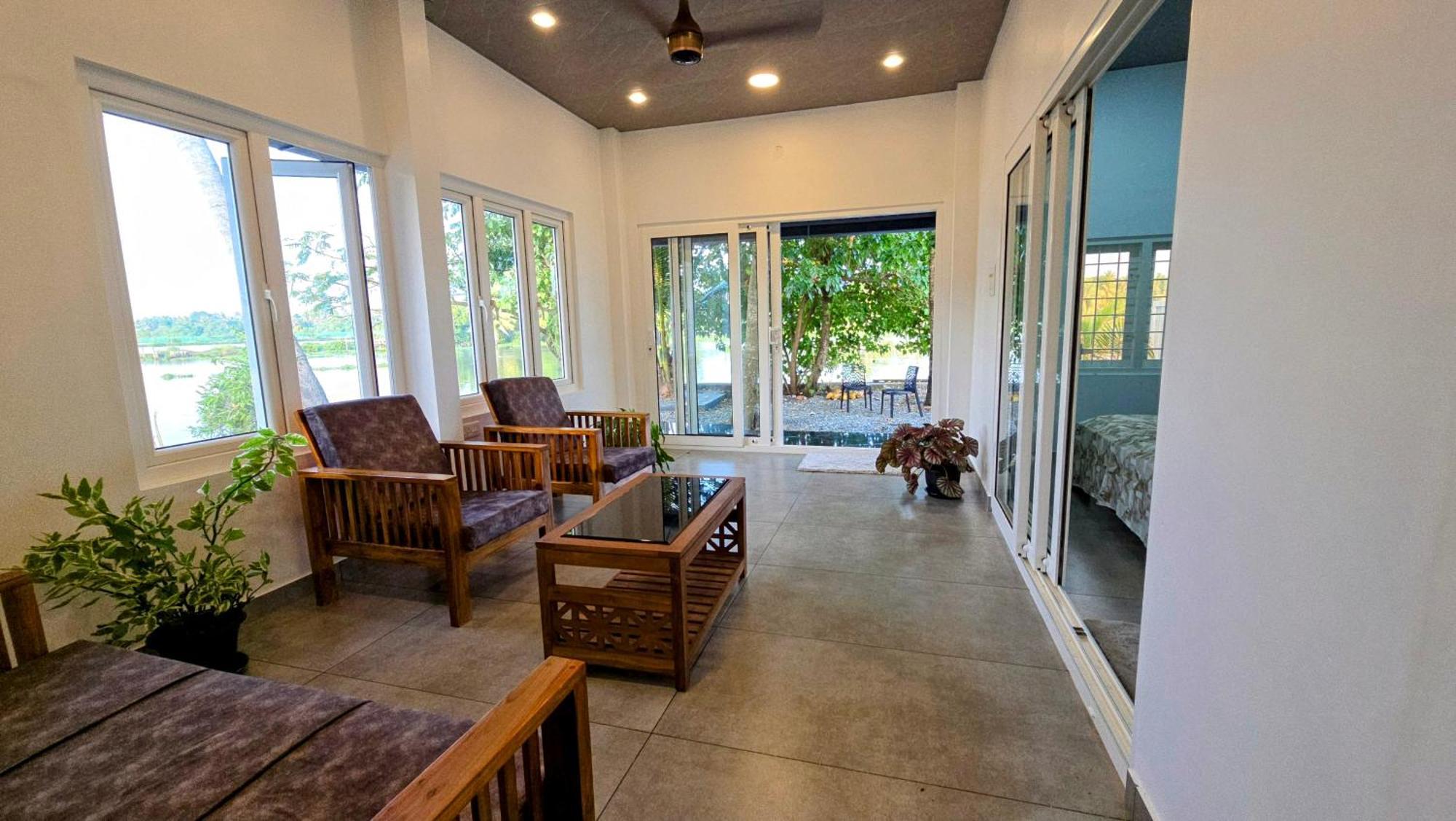 Pradeep'S Backwater Villa Kochi Exterior foto